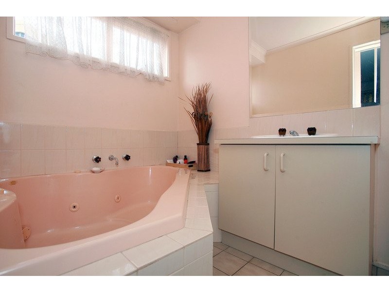 10 Eliza Street, Cranbourne VIC 3977