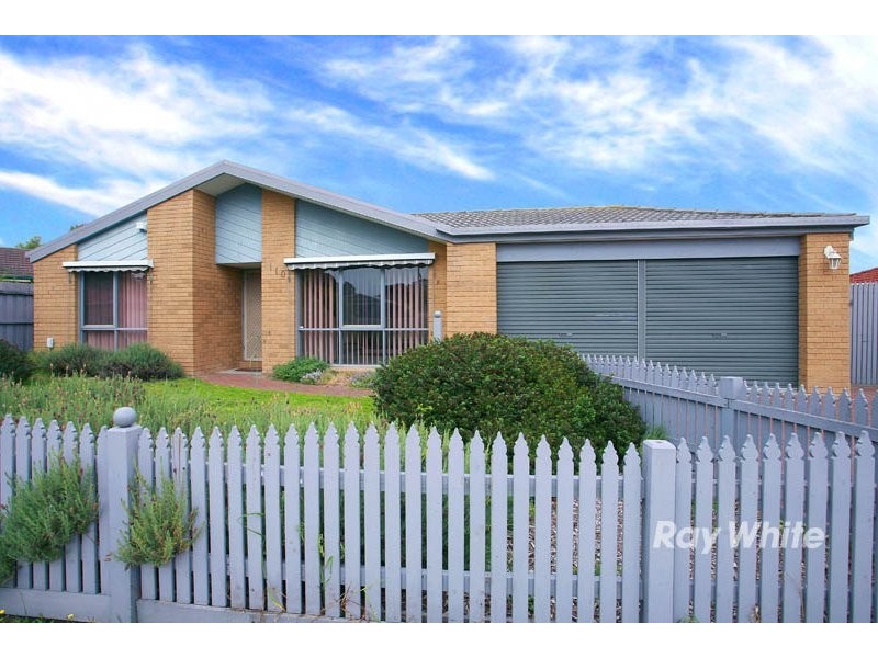 110 Lawless Drive, Cranbourne VIC 3977