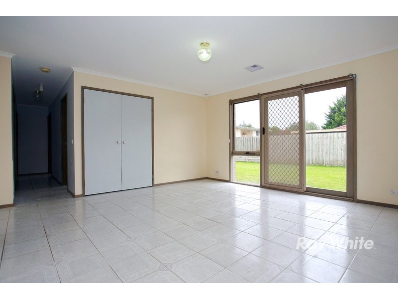 110 Lawless Drive, Cranbourne VIC 3977