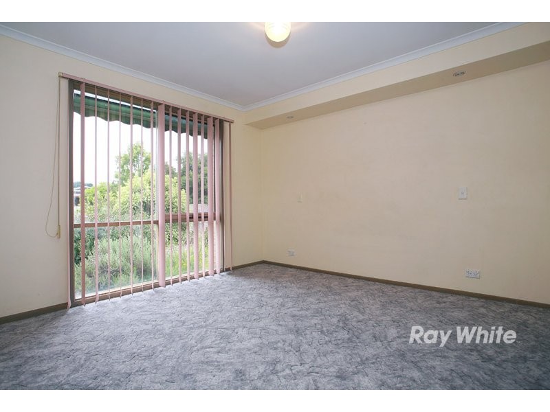 110 Lawless Drive, Cranbourne VIC 3977