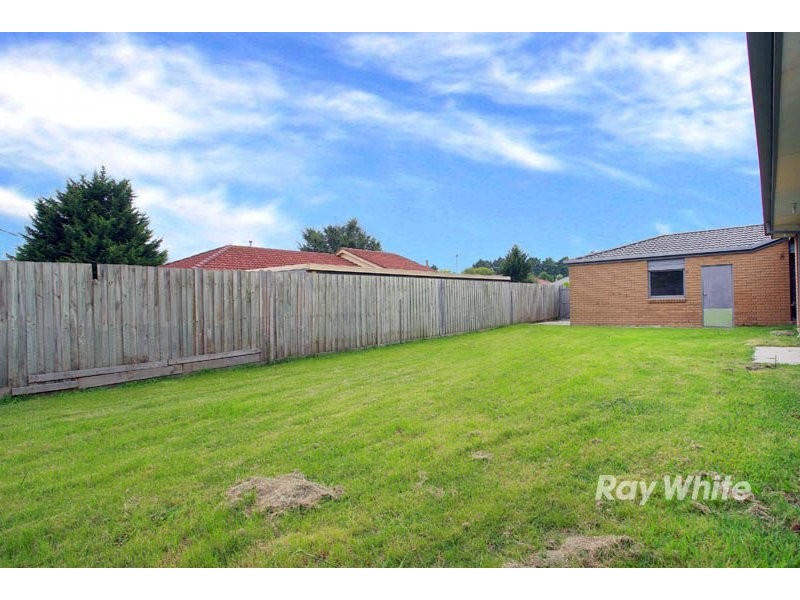 110 Lawless Drive, Cranbourne VIC 3977
