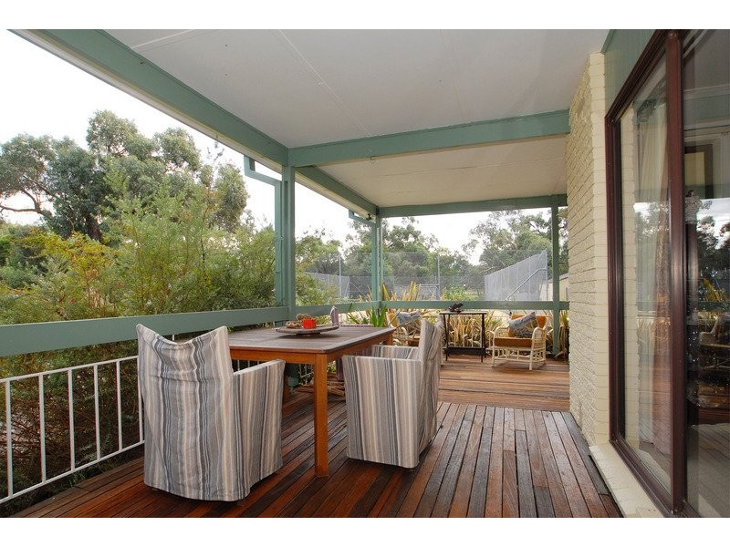 202 Smiths Lane, Cranbourne South VIC 3977