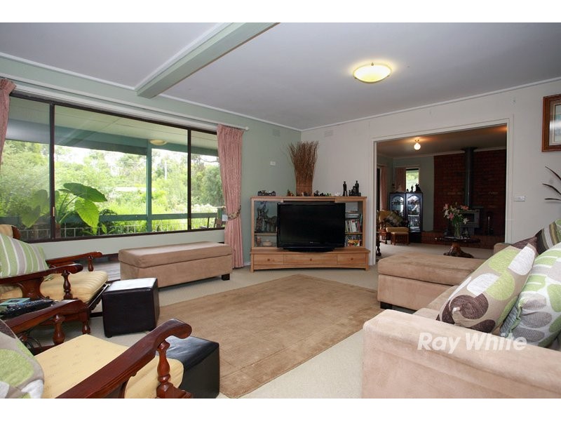 202 Smiths Lane, Cranbourne South VIC 3977