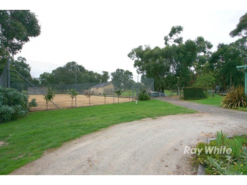 202 Smiths Lane, Cranbourne South VIC 3977