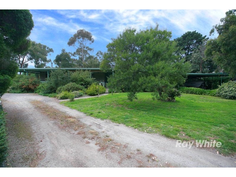 202 Smiths Lane, Cranbourne South VIC 3977