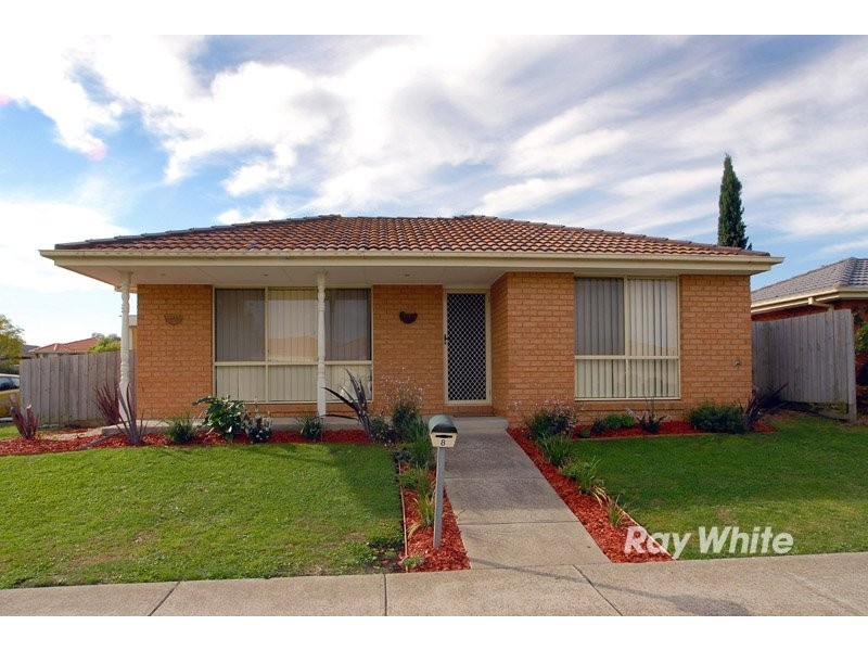 8 Dunlavin Way, Cranbourne VIC 3977