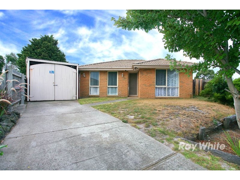 13 Rowen Court, Cranbourne North VIC 3977