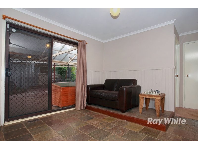13 Rowen Court, Cranbourne North VIC 3977