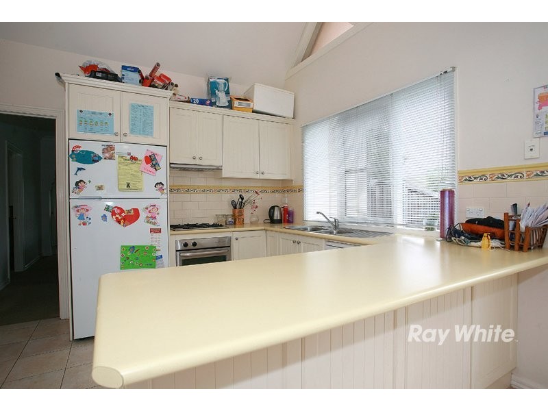 50 Henry Lawson Drive, Lynbrook VIC 3975