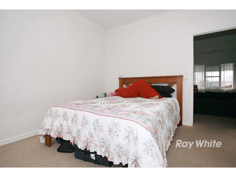 50 Henry Lawson Drive, Lynbrook VIC 3975