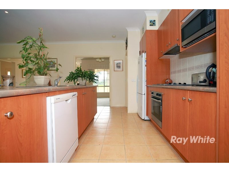 82-84 Lakes Boulevard, Pearcedale VIC 3912