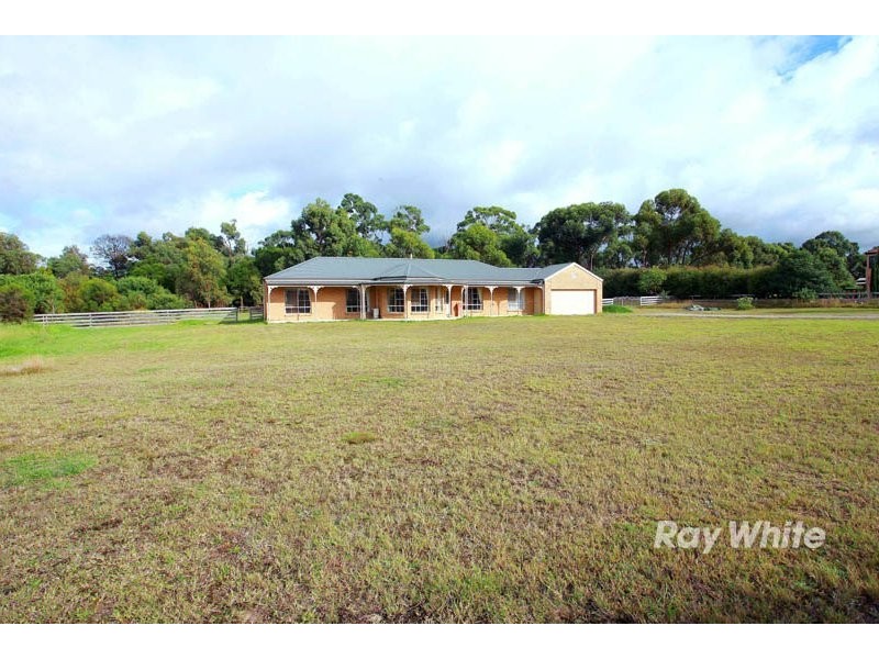82-84 Lakes Boulevard, Pearcedale VIC 3912