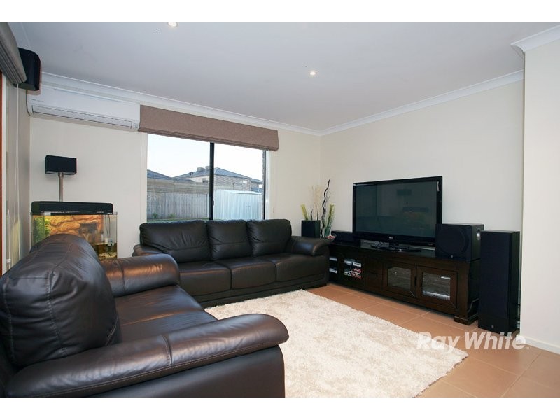 8 Hereford Close, Berwick VIC 3806
