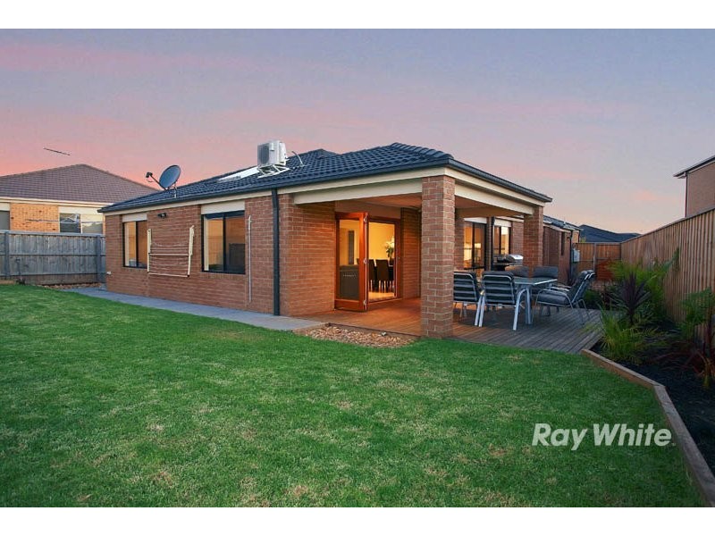 8 Hereford Close, Berwick VIC 3806