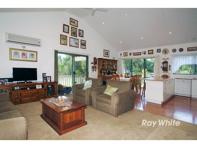 2-5 Woodlot Lane, Devon Meadows VIC 3977