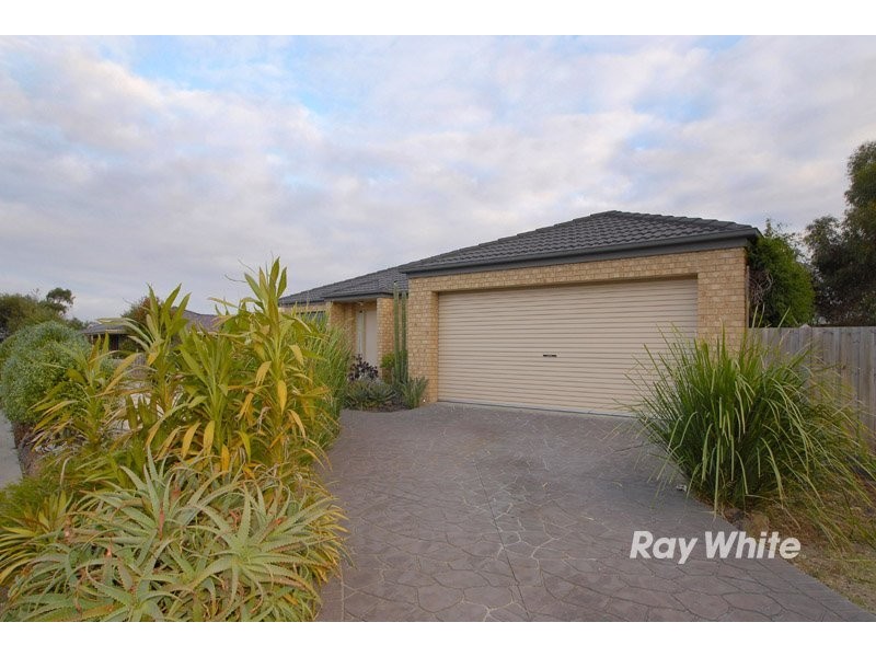 36 Gentle Annie Drive, Blind Bight VIC 3980