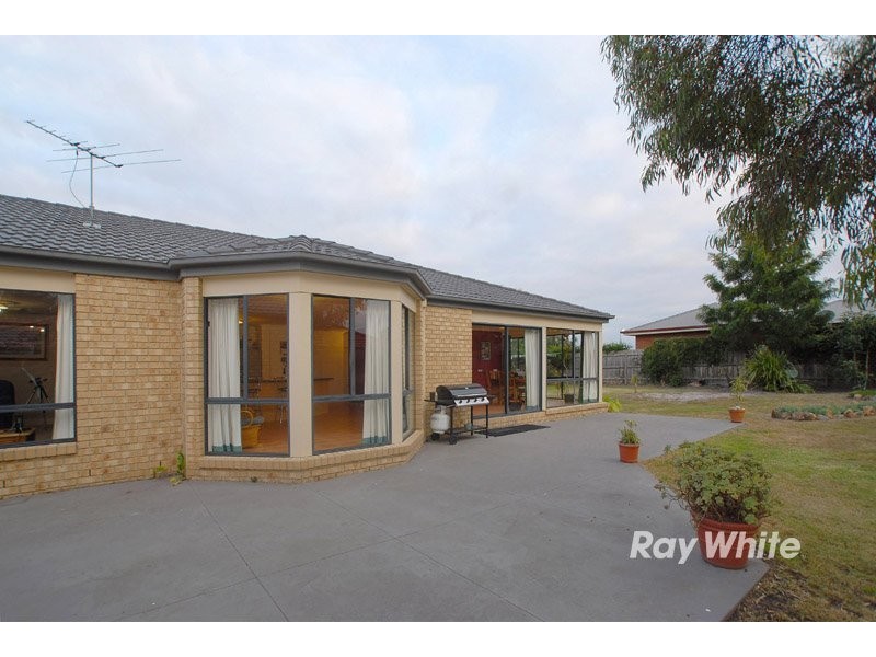 36 Gentle Annie Drive, Blind Bight VIC 3980