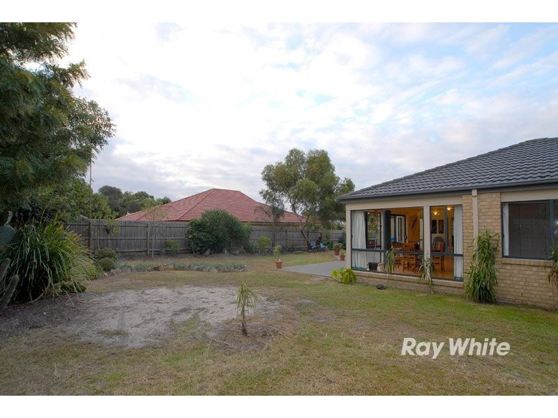 36 Gentle Annie Drive, Blind Bight VIC 3980