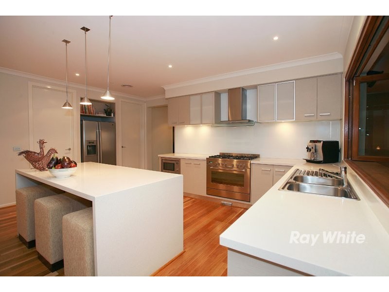 158 Settlers Run, Cranbourne South VIC 3977