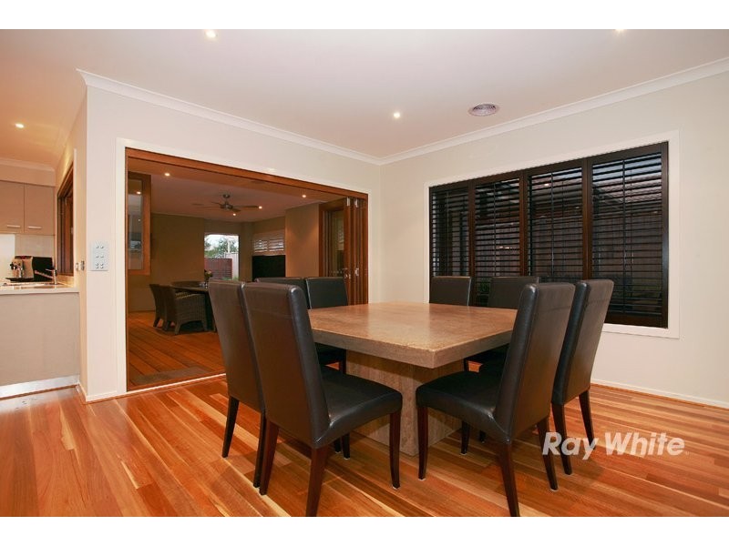 158 Settlers Run, Cranbourne South VIC 3977