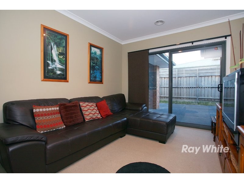 22 Adriana Circuit, Cranbourne South VIC 3977