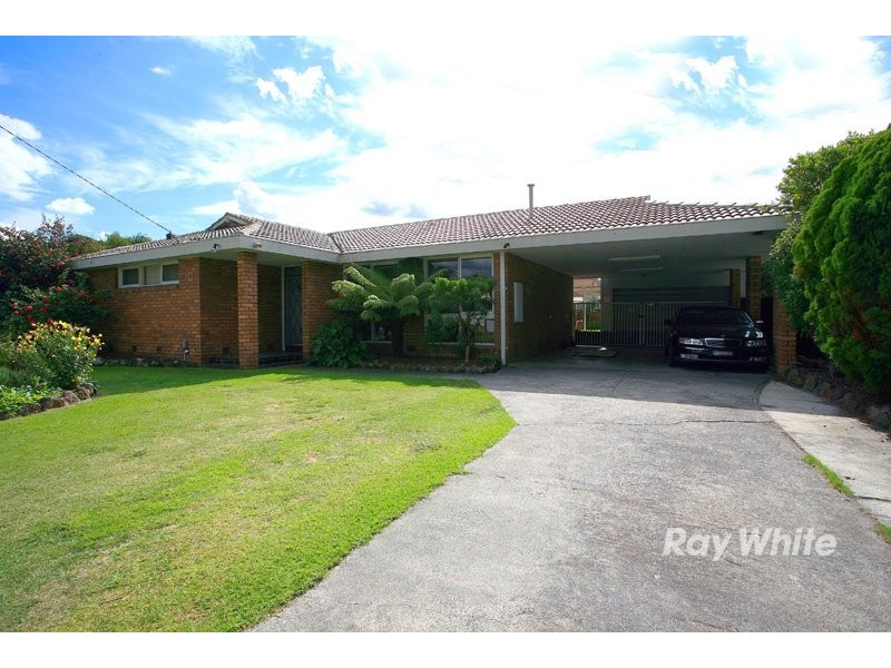 69 Clarendon Street, Cranbourne VIC 3977