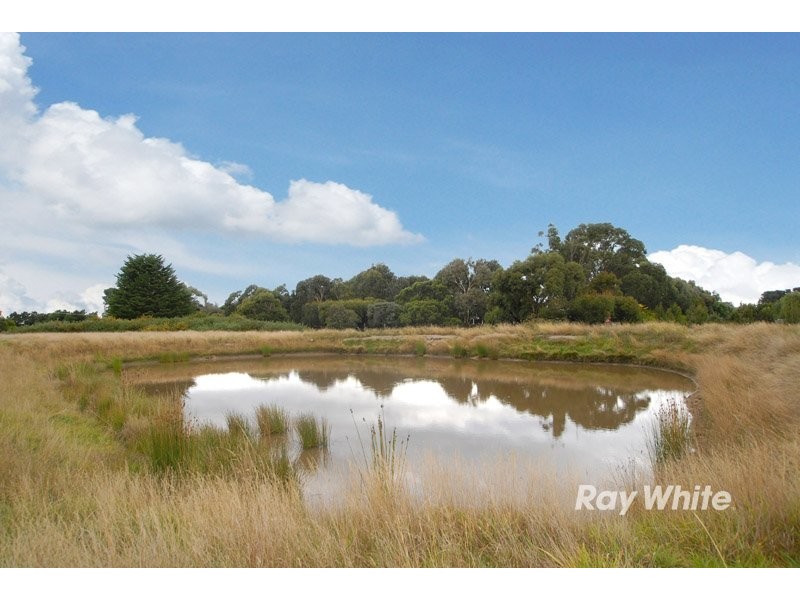 64 Smiths Lane, Pearcedale VIC 3912
