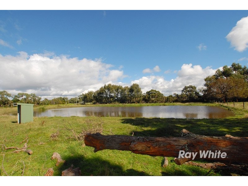 985 Robinsons Road, Pearcedale VIC 3912