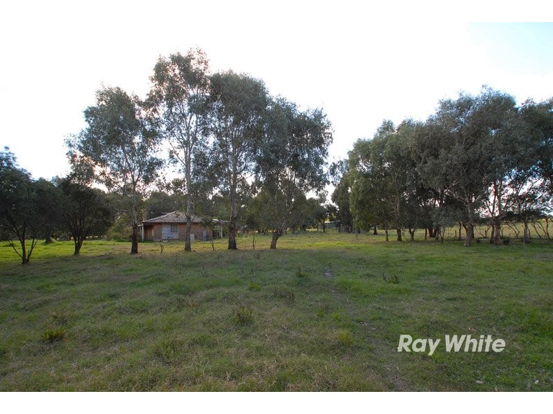 985 Robinsons Road, Pearcedale VIC 3912