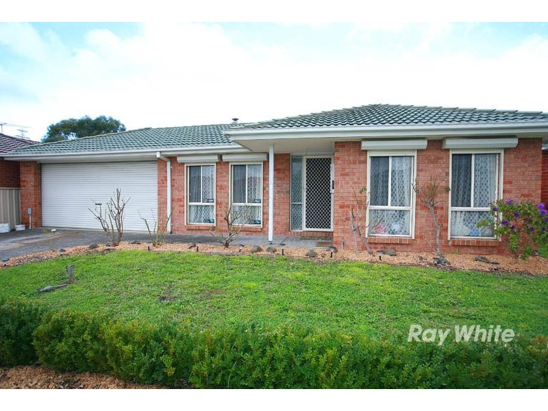 13 Suaad Court, Cranbourne VIC 3977