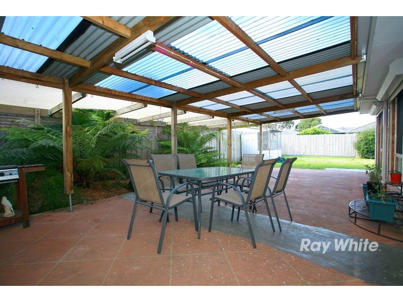 13 Suaad Court, Cranbourne VIC 3977