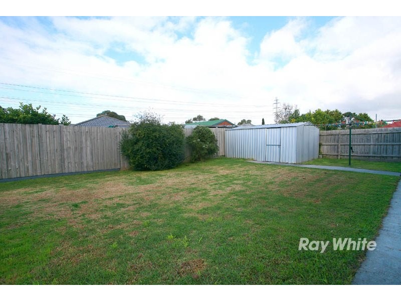 13 Suaad Court, Cranbourne VIC 3977