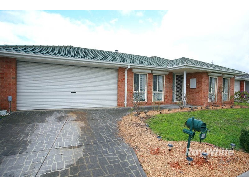 13 Suaad Court, Cranbourne VIC 3977