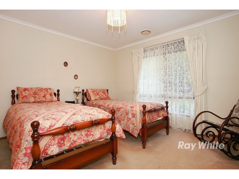 6 Bolwarra Court, Cranbourne VIC 3977