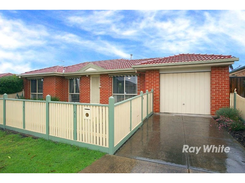 13 Talara Court, Cranbourne VIC 3977