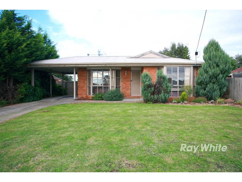 6 Manisa Place, Cranbourne VIC 3977