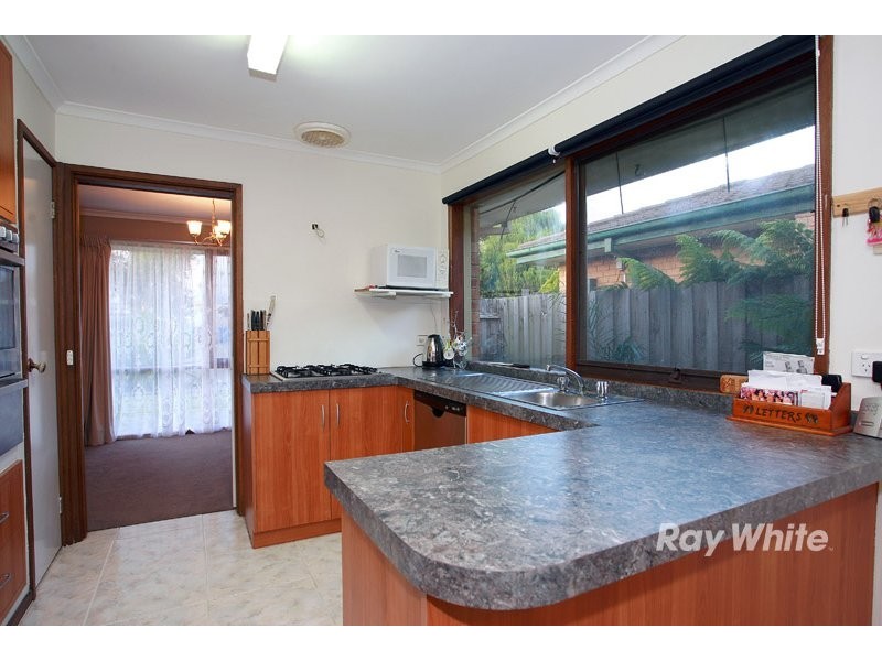 10 Denham Crescent, Cranbourne VIC 3977