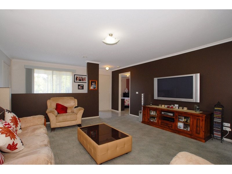 3 Roebourne Mews, Cranbourne VIC 3977