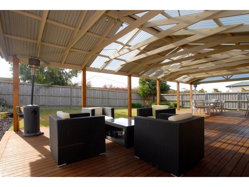 4 Triandra Court, Cranbourne South VIC 3977