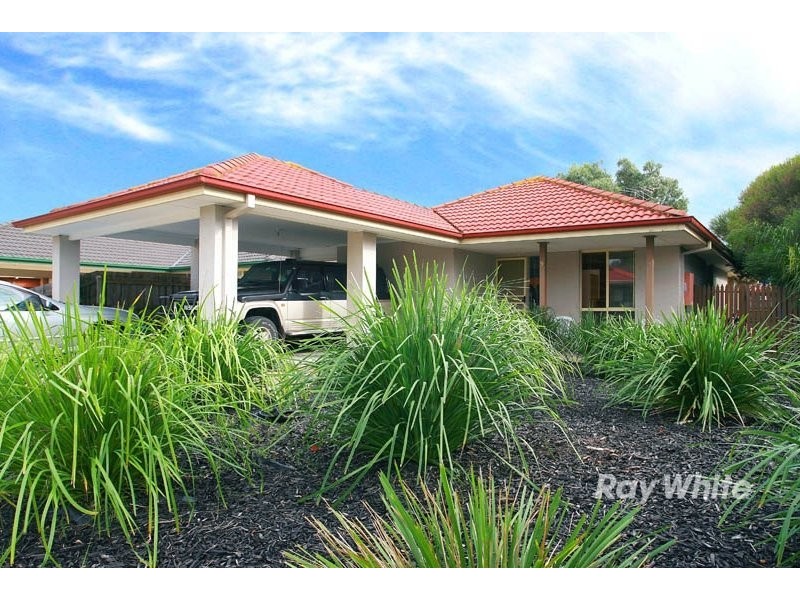 9 Scarborough Avenue, Cranbourne VIC 3977
