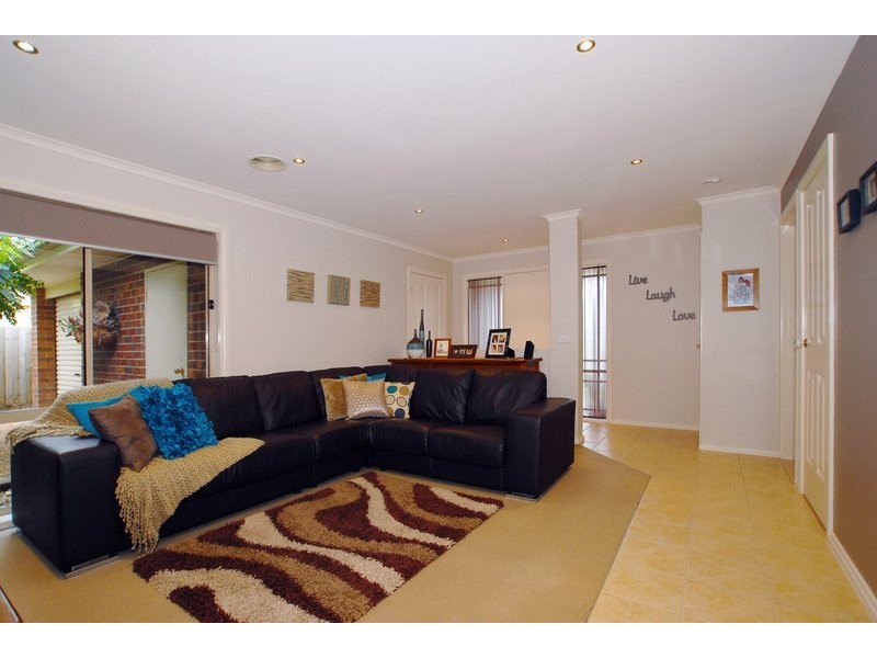 11 Trafalgar Way, Cranbourne VIC 3977