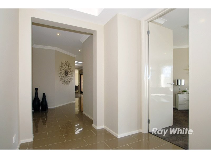 4 Marglen Place, Lyndhurst VIC 3975