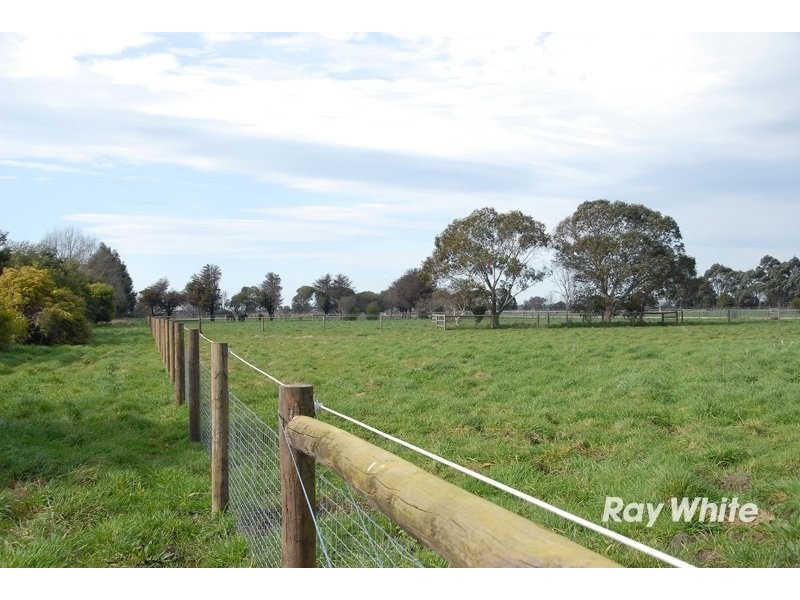 590 Seven Mile Road, Nar Nar Goon VIC 3812