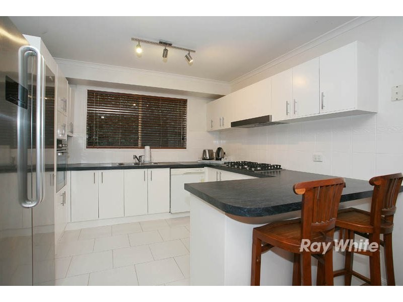 15 Montrose Way, Cranbourne VIC 3977