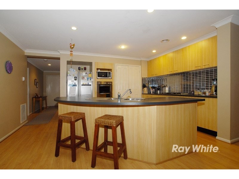 50 Hunt Club Boulevard, Cranbourne East VIC 3977