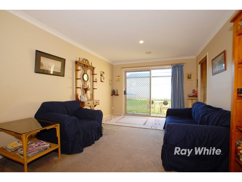 50 Hunt Club Boulevard, Cranbourne East VIC 3977