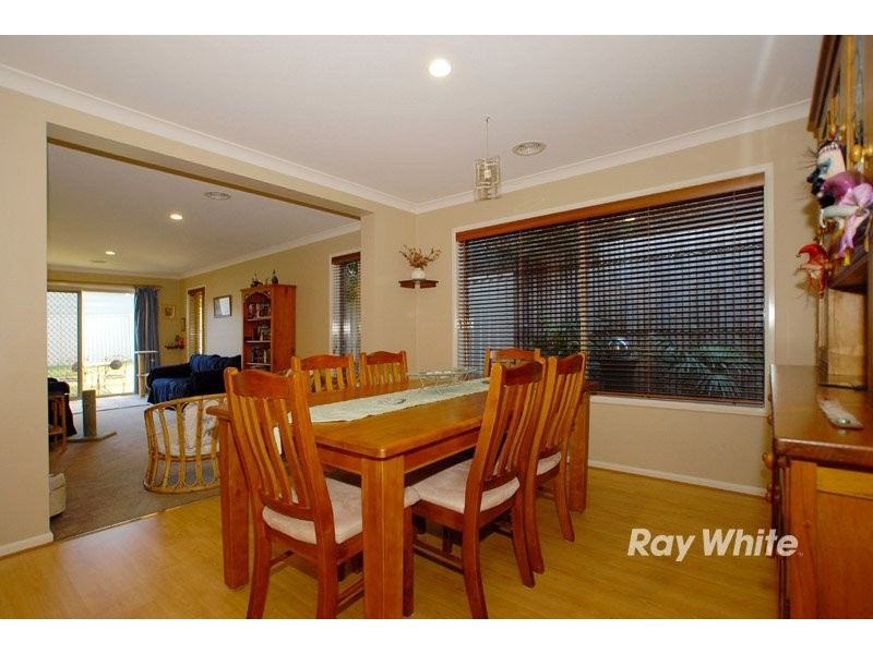 50 Hunt Club Boulevard, Cranbourne East VIC 3977