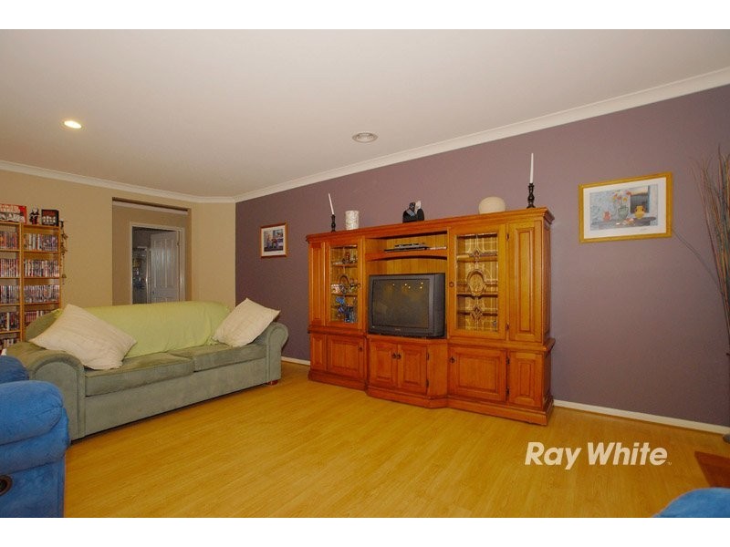 50 Hunt Club Boulevard, Cranbourne East VIC 3977