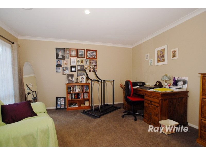 50 Hunt Club Boulevard, Cranbourne East VIC 3977