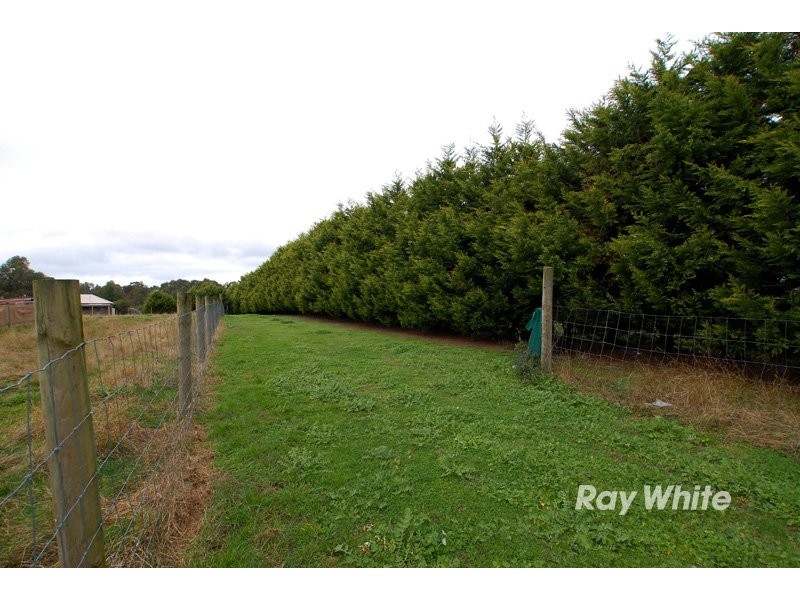 15 East Road, Pearcedale VIC 3912